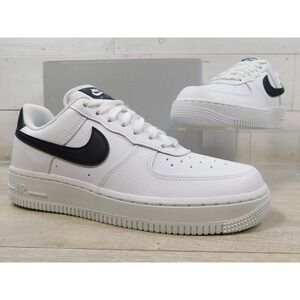 Nike Air Force 1 07 Womens Size 7 White Black Low DD8959-103 AF1 Sneakers Shoes